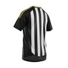Hinchas Sportswear Store Atlético Mineiro 2025/26 home jersey with black and white vertical stripes and yellow accents.