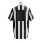 Hinchas Sportswear Store Juventus FC 1994/96 retro home jersey with black and white vertical stripes and V-collar.