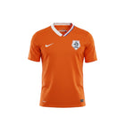 Camiseta de fútbol retro naranja de local de Países Bajos 2008 de Nike Fit con cuello en V blanco y ribetes tricolores, escudo de la KNVB y logo de Nike.