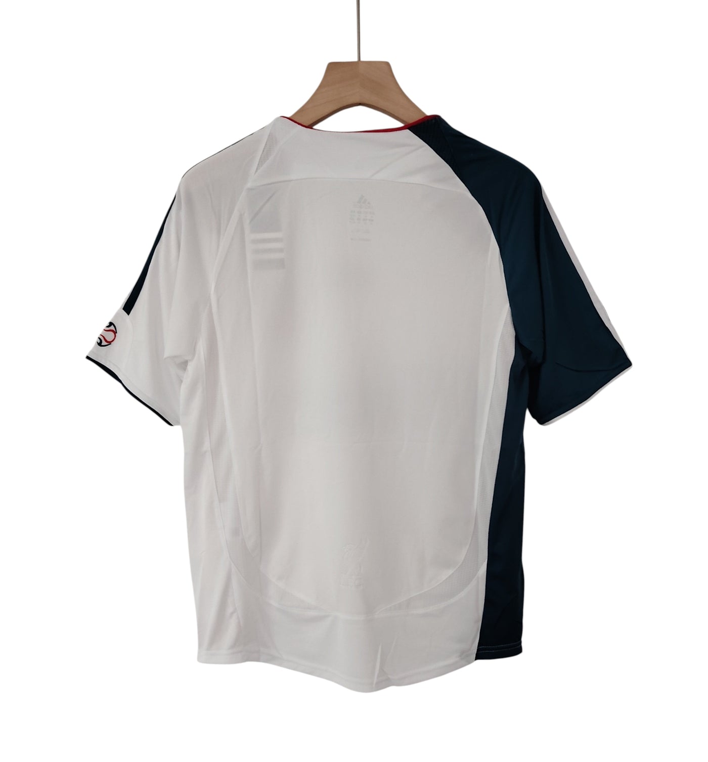 Liverpool FC Away Retro 2006/07 - Adidas x Carlsberg (White/Navy)